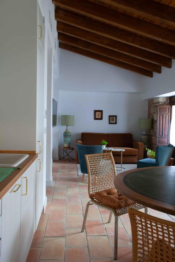 Apartamentos Tres Llaves Palacio De Vela De Los Cobos Úbeda Exteriör bild