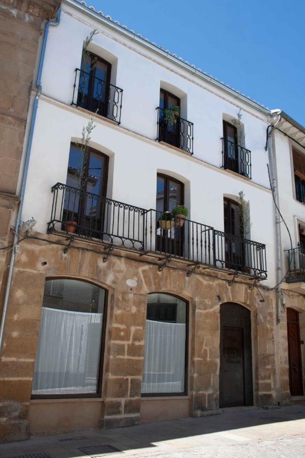 Apartamentos Tres Llaves Palacio De Vela De Los Cobos Úbeda Exteriör bild