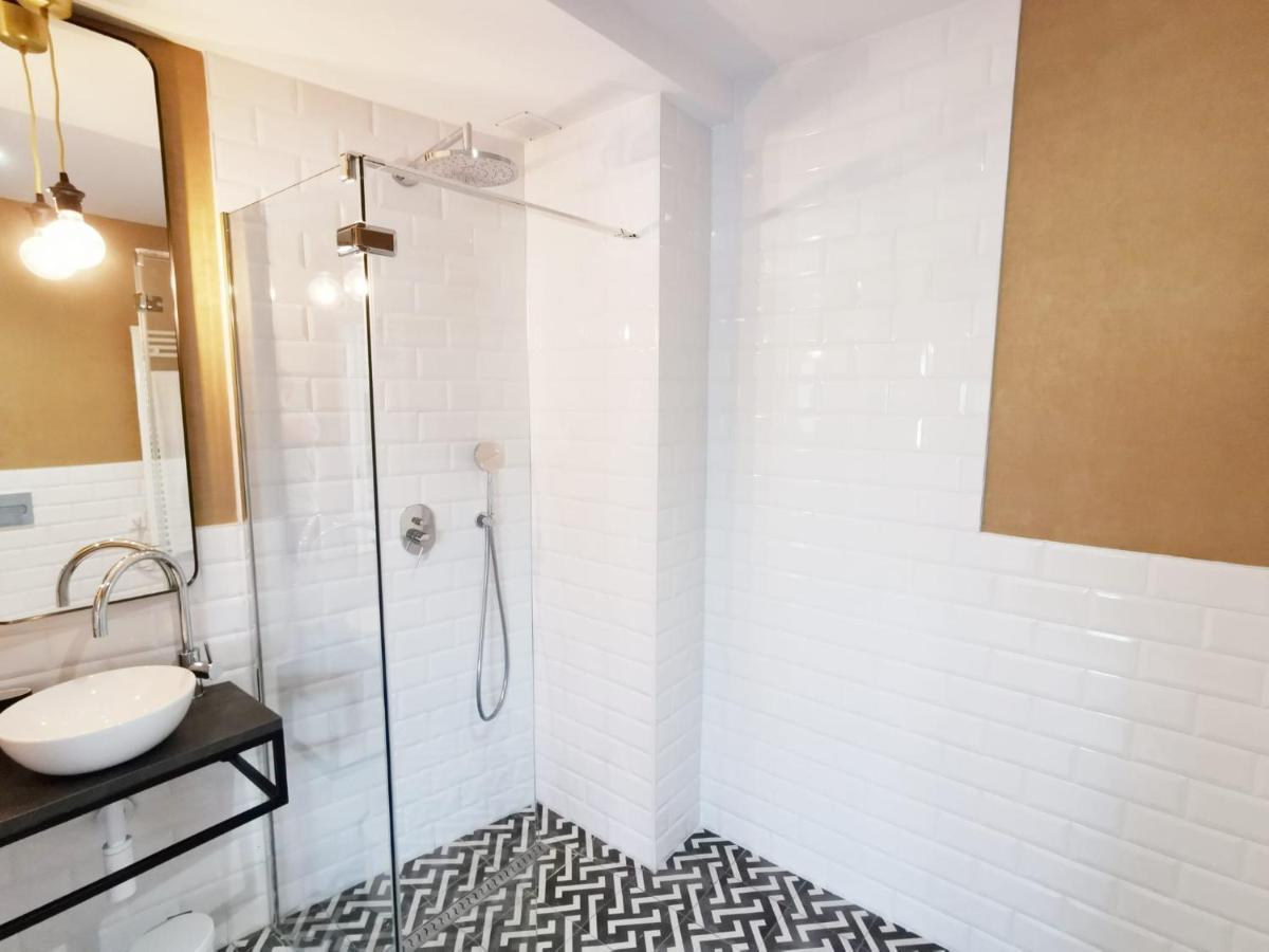 Apartamentos Tres Llaves Palacio De Vela De Los Cobos Úbeda Exteriör bild