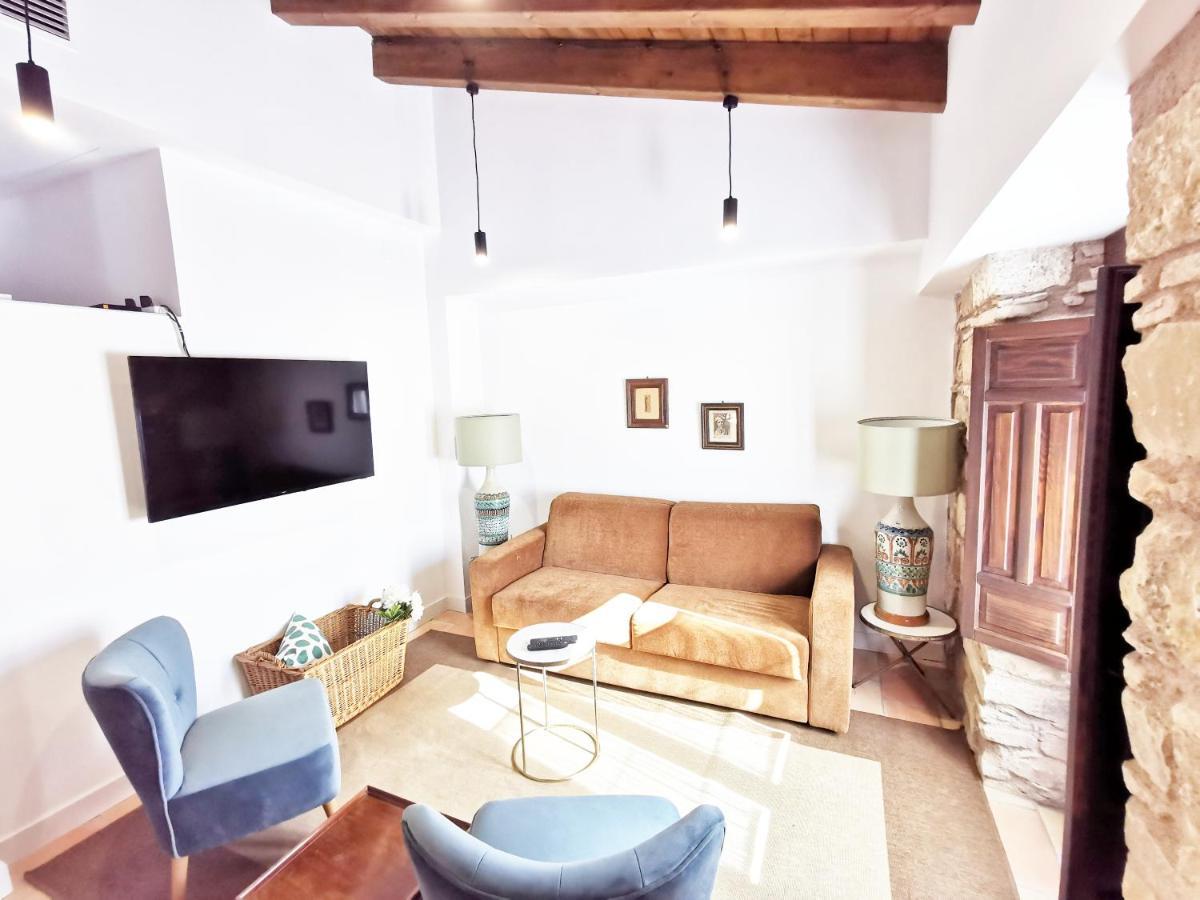 Apartamentos Tres Llaves Palacio De Vela De Los Cobos Úbeda Exteriör bild